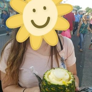 Meet your Posher, Abigail